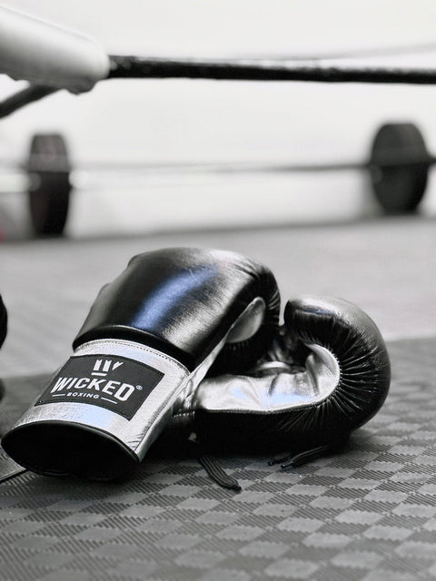 How to Choose the Perfect Boxing Gloves - WB Blog